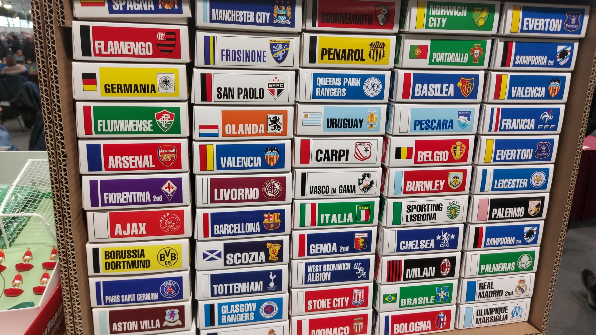 Alcune delle squadre più famose in formato subbuteo