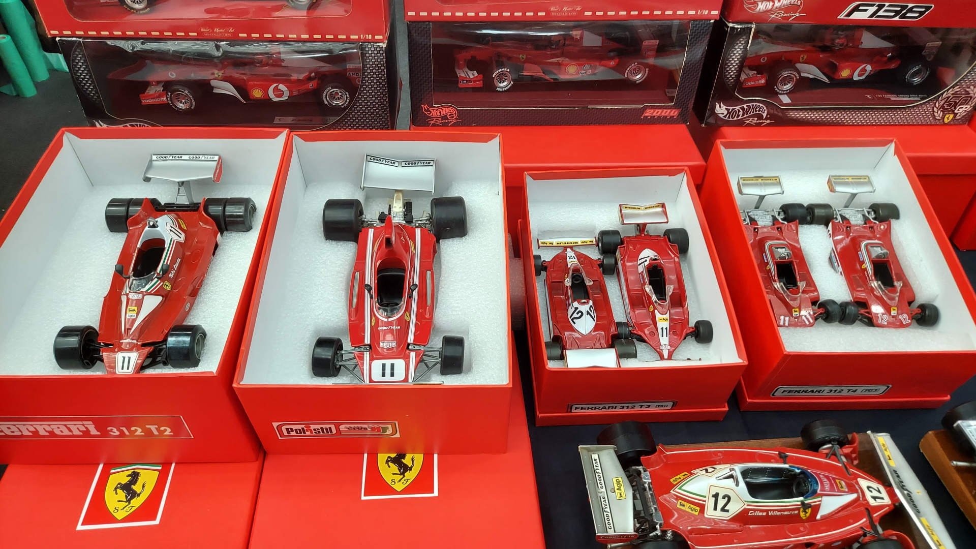 Non c'è nulla al mondo come la Ferrari. I modellini die-cast sono spettacolari