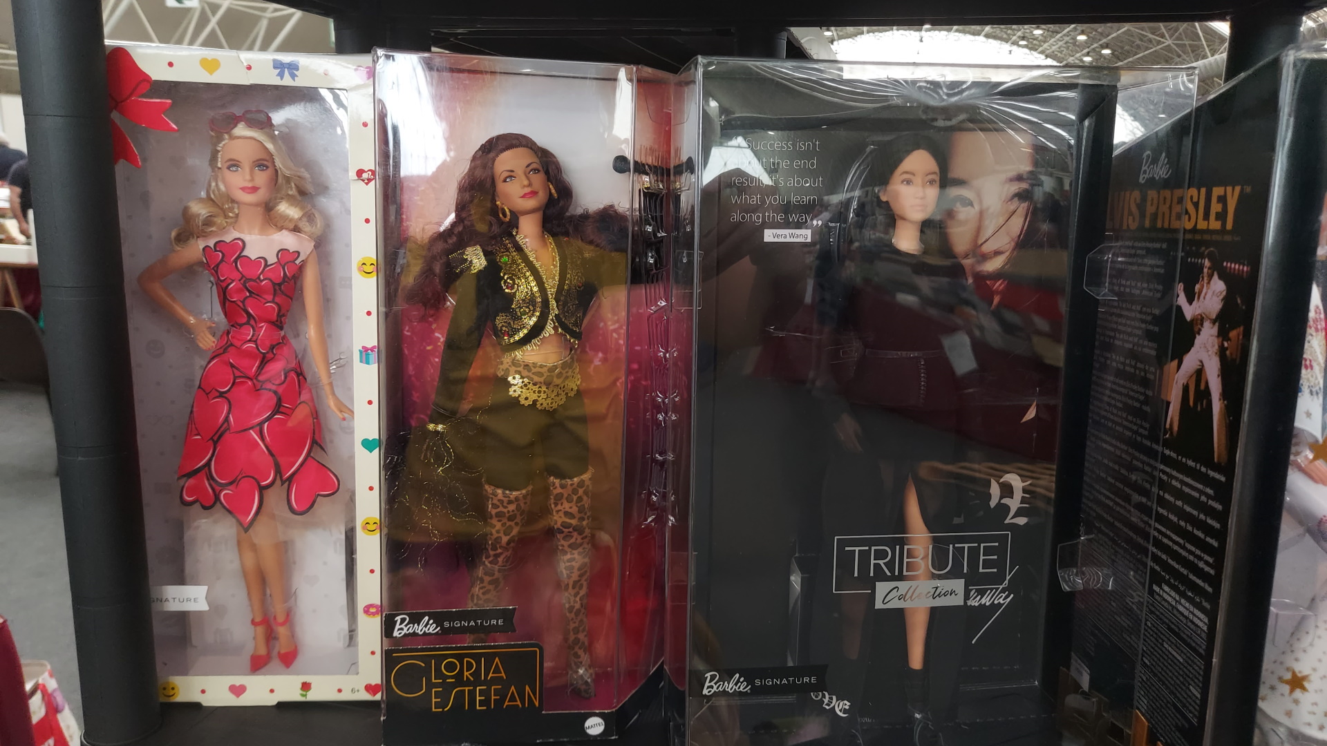 Molti gli artisti che sono stati "trasformati" in Barbie