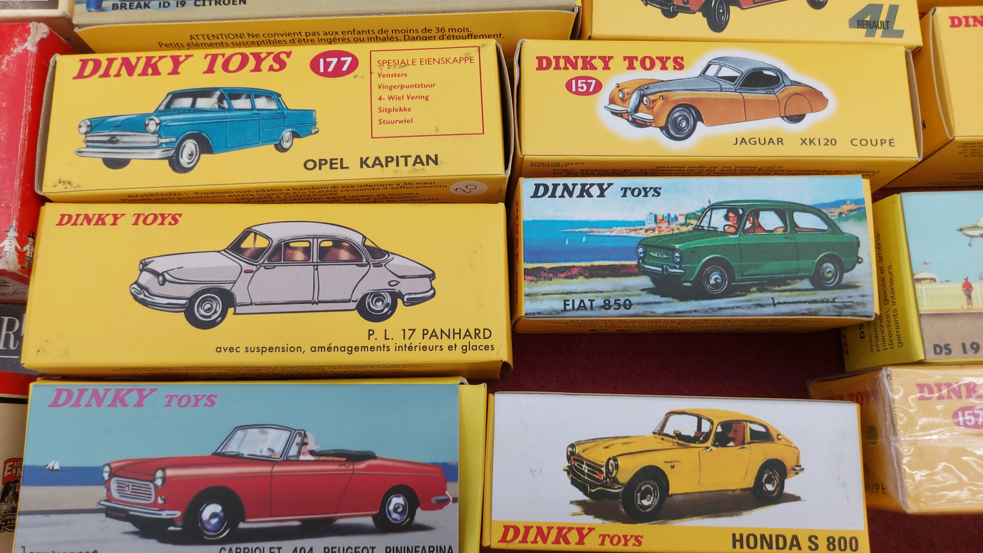 Dal 1997, il marchio Dinky Toys fa parte del gruppo Mattel