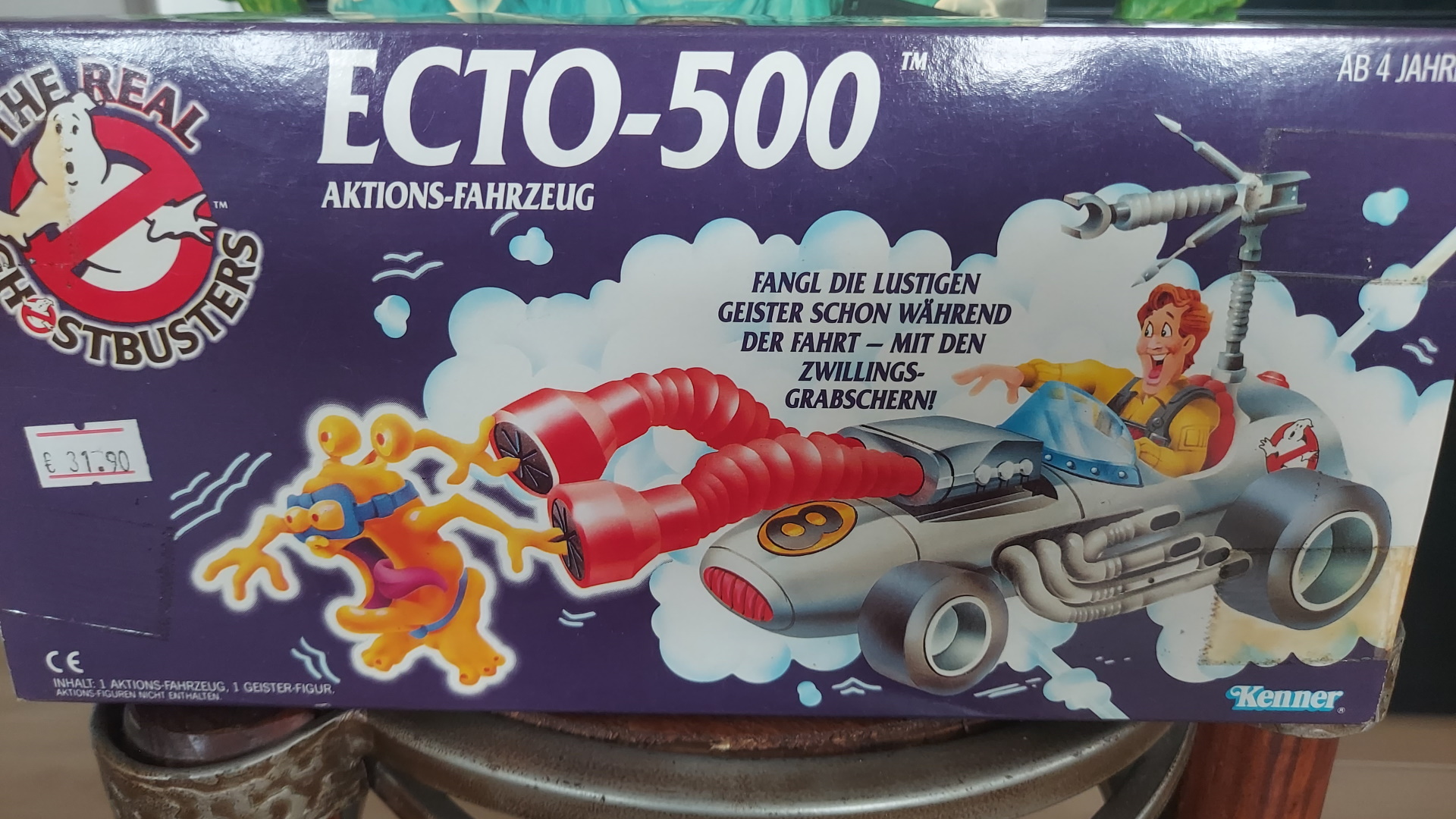 Ecto-500 firmato Kenner, una linea toys splendida